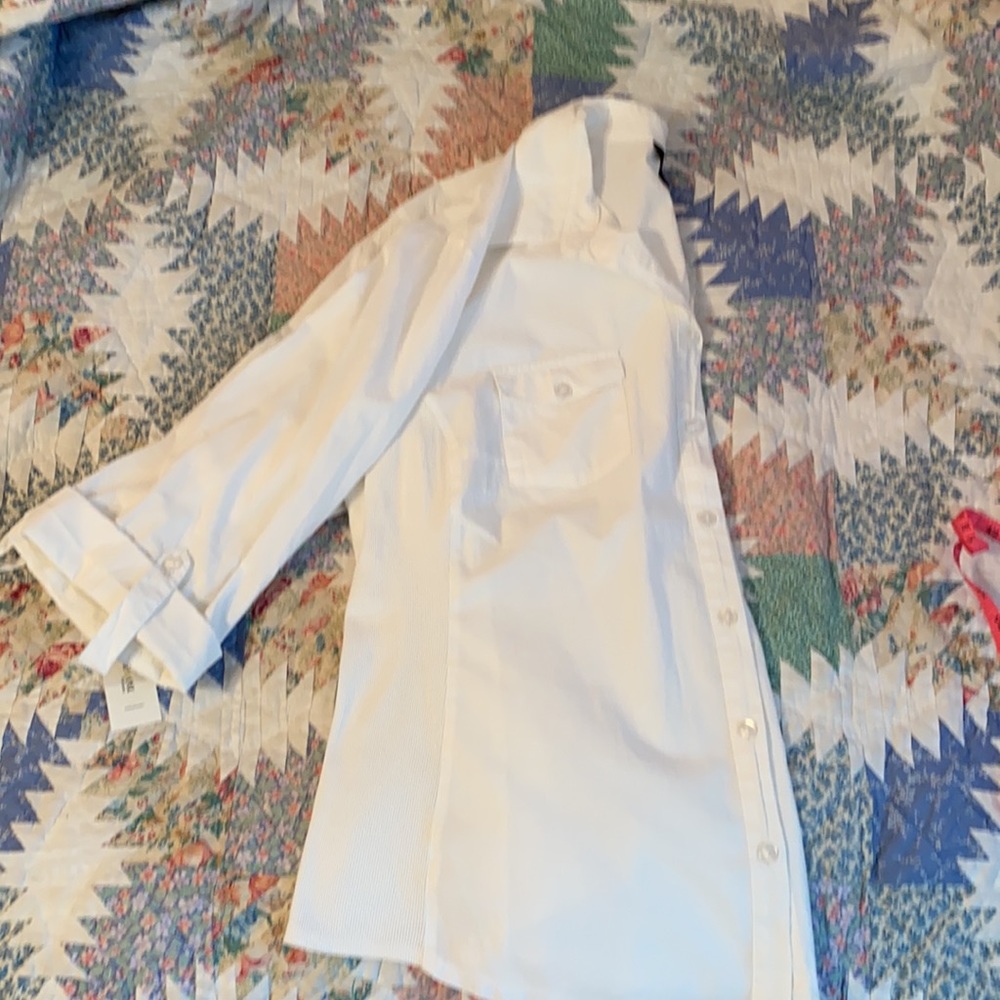 NWT white top